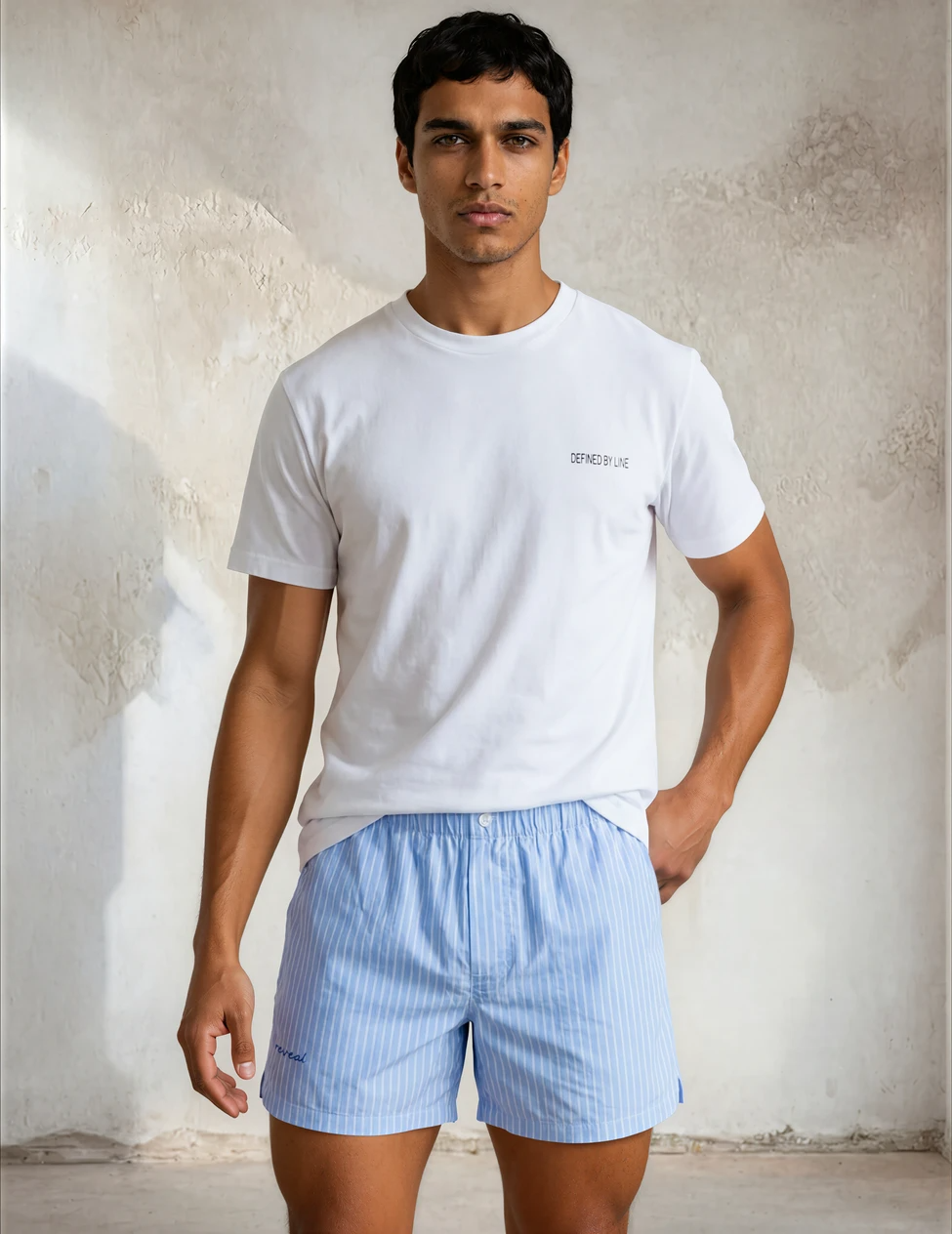 PANTALONCINI A RIGHE CON VITA ELASTICIZZATA