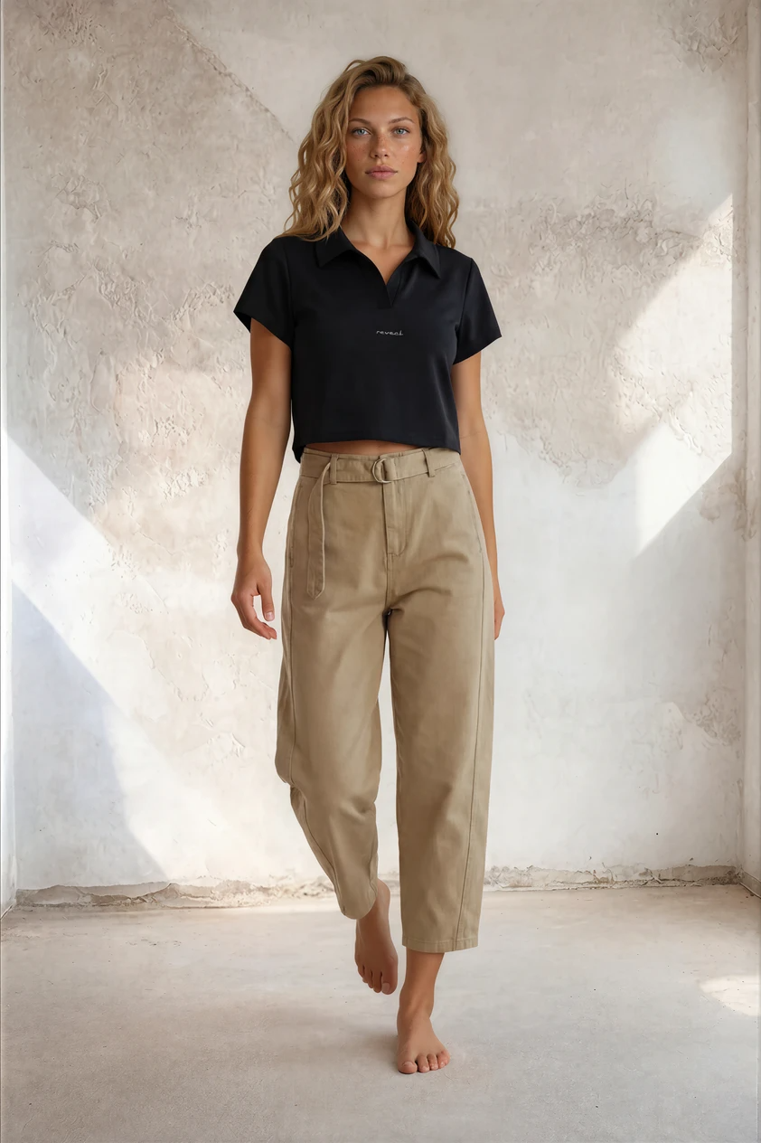 PANTALONI CHINO BARREL FIT CON CINTURA